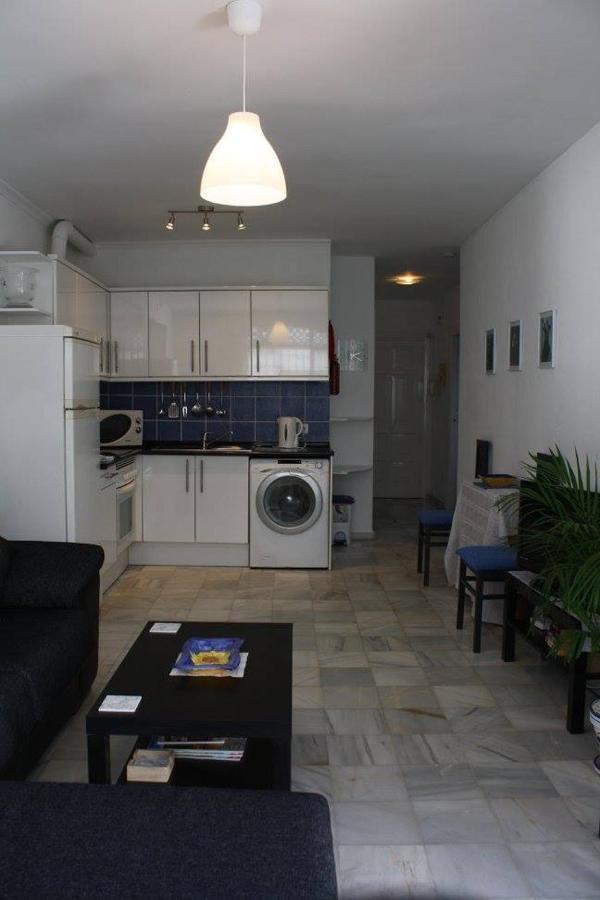Casa Lesley Anne Apartment Nerja Bagian luar foto