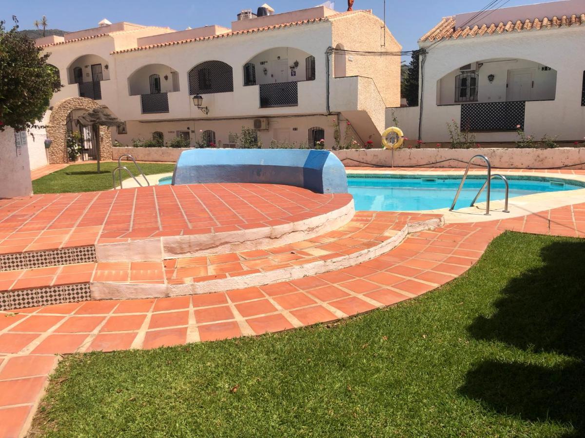 Casa Lesley Anne Apartment Nerja Bagian luar foto