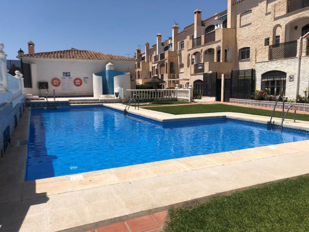 Casa Lesley Anne Apartment Nerja Bagian luar foto